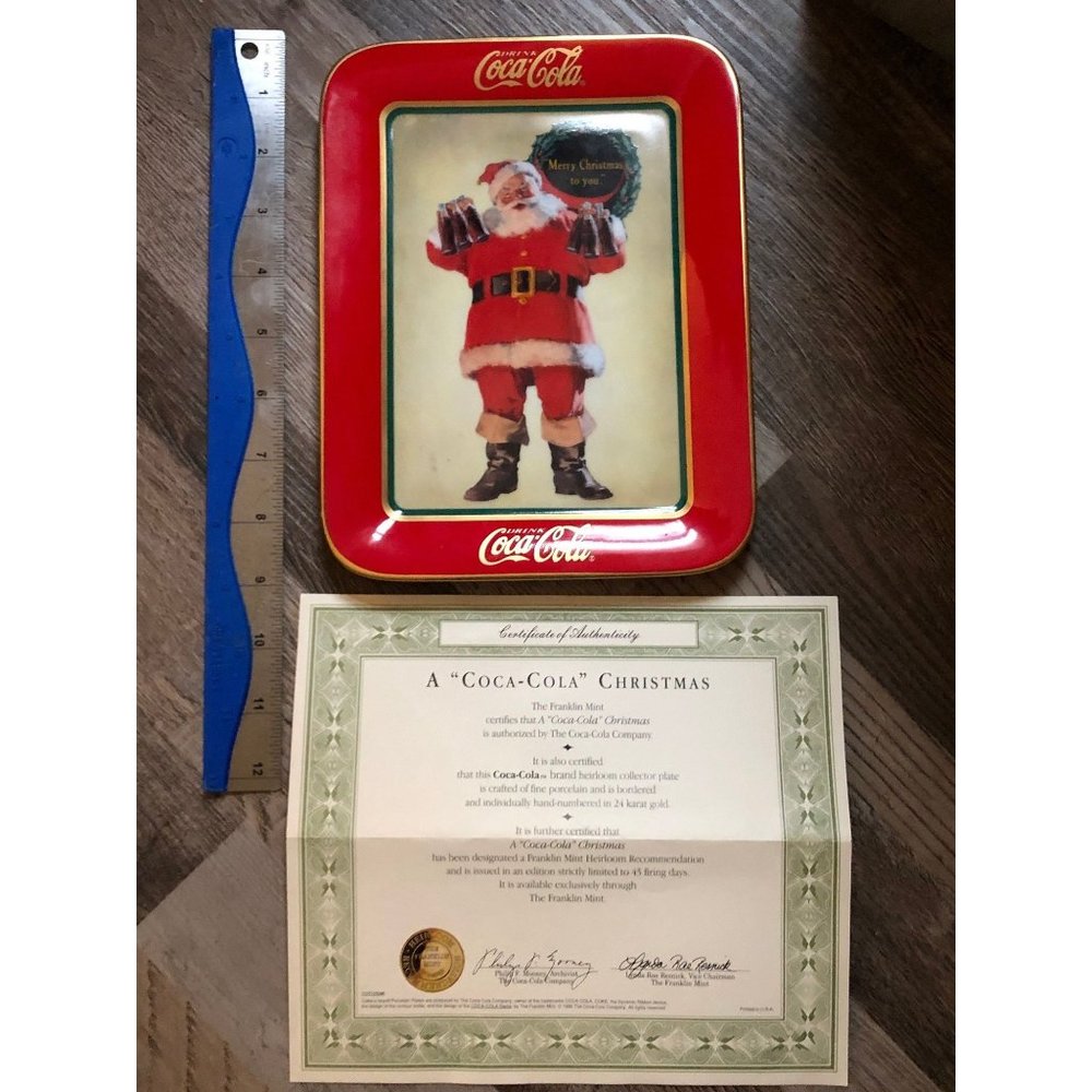 Franklin Mint Limited Edition Fine Porcelain plate #HA9865 "A Coca Cola Christma